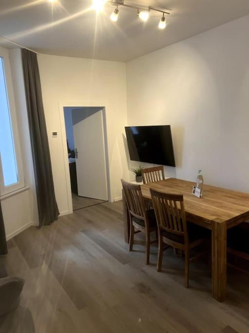 Jaybnb - Geraeumiges Apartment Am Hafen Von Dortmund Exterior foto